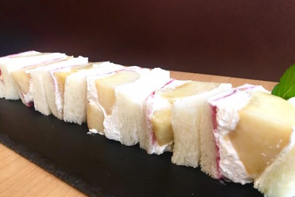桃サンドイッチ ココノヴァ