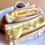 【2019.10.15～】週替わりランチ「クワトロチーズサンド」